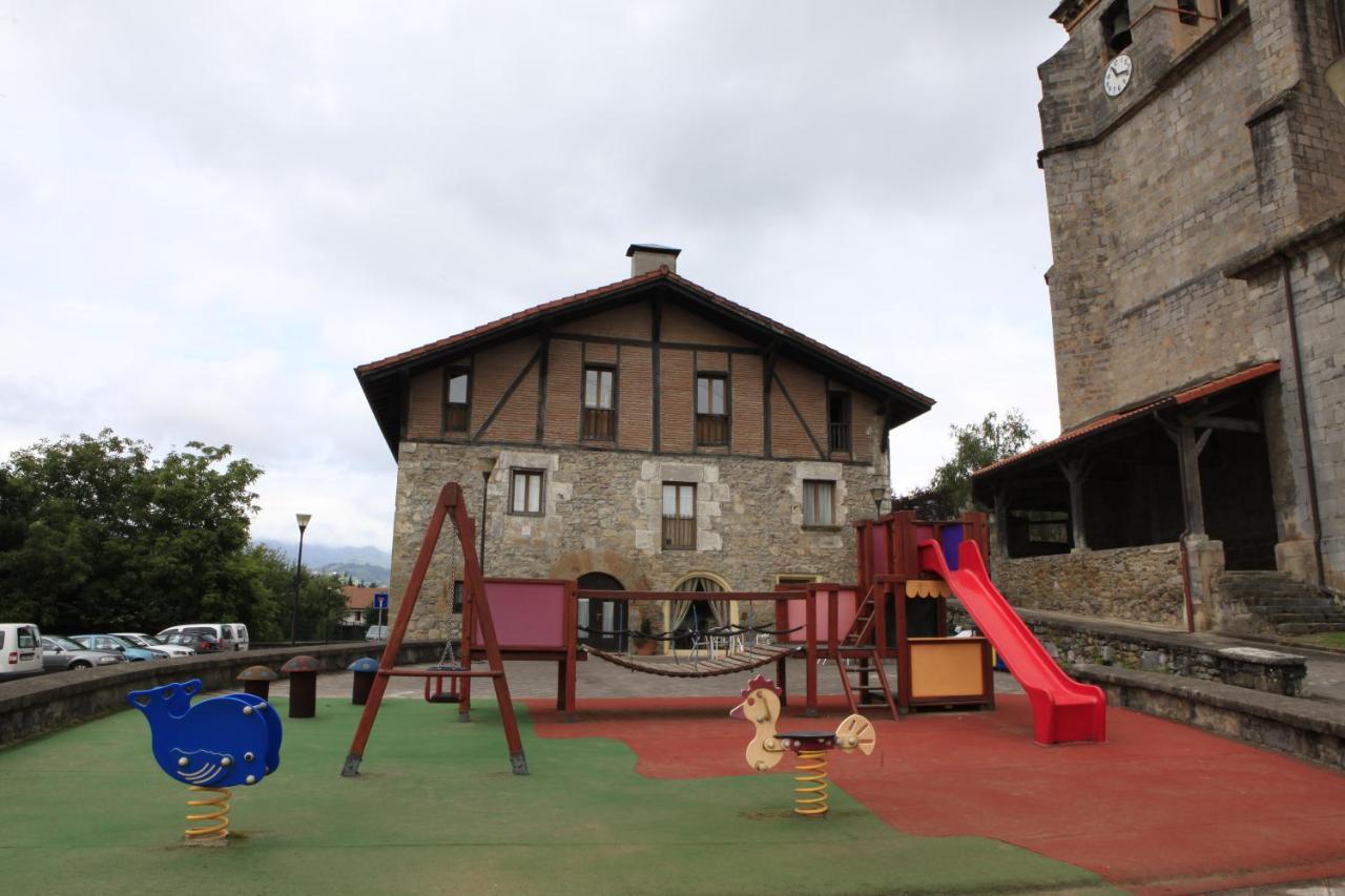 Albergue Uztartza Aduna Exterior foto